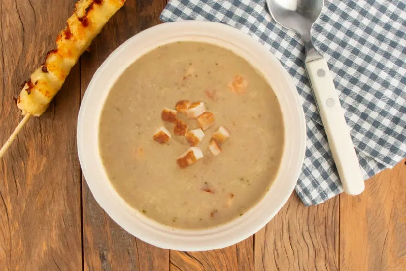 Caldinho de Feijão Fradinho com Queijo Coalho