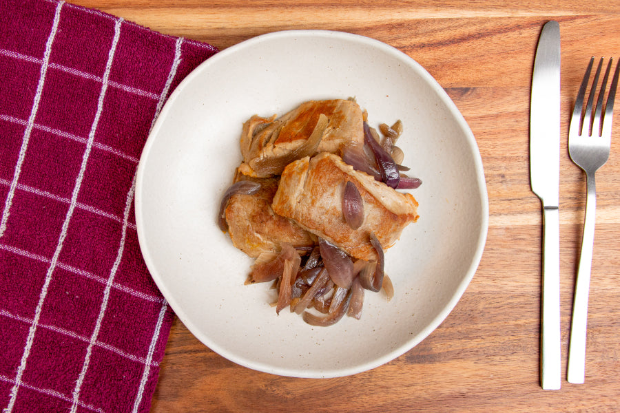 Mignon Suíno com Cebola Roxa