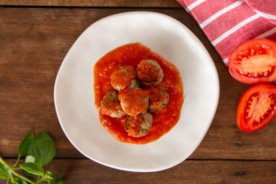 Almôndega de Frango com Molho de Tomate