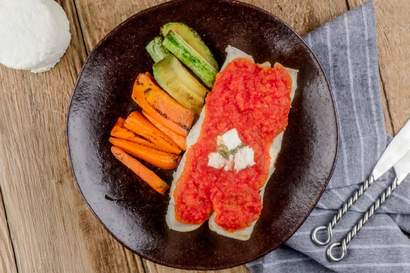 Panqueca de Ricota e Espinafre com Molho de Tomate e Legumes Grelhados