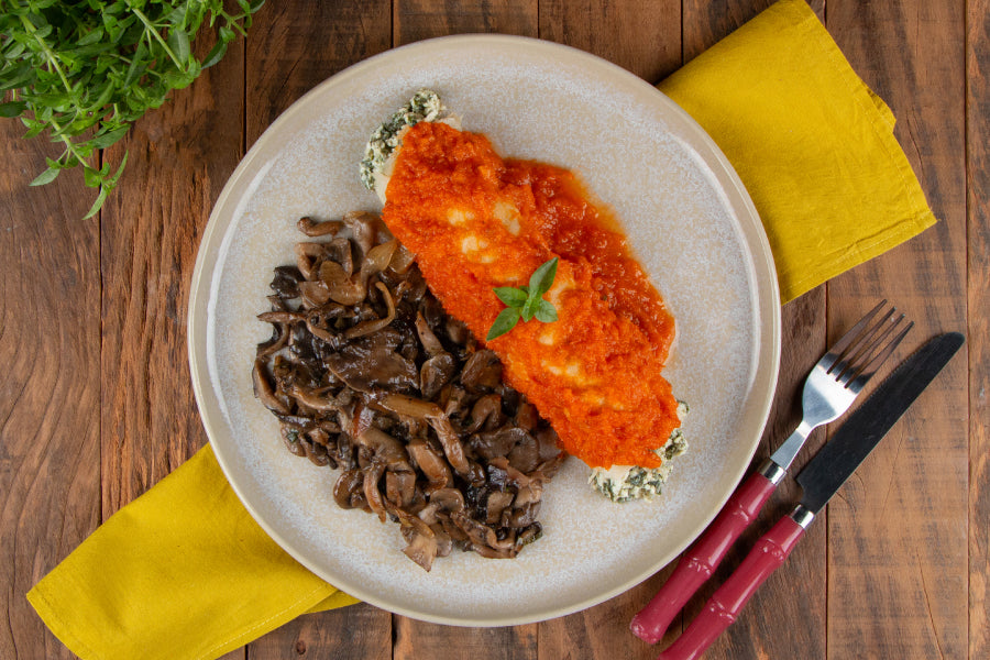 Cogumelos Grelhados com Shoyu e Panqueca de Ricota e Espinafre com Molho de Tomate