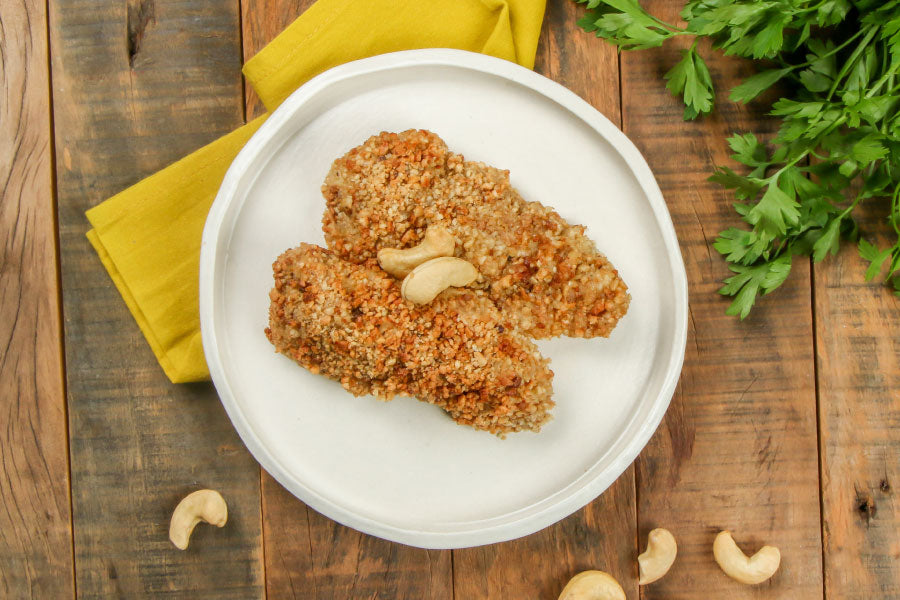 Frango com Crosta de Castanha de Caju